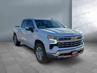 2025 Chevrolet Silverado 1500 — front three-quarter view