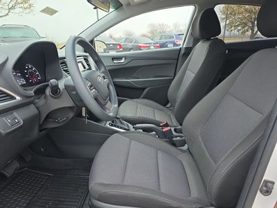 2018 Hyundai Accent - Photo 14