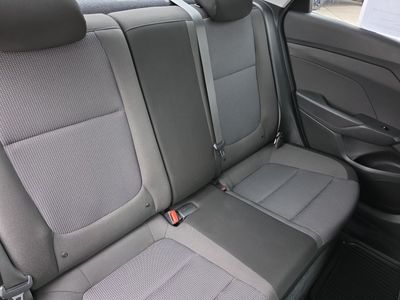 2018 Hyundai Accent - Photo 9