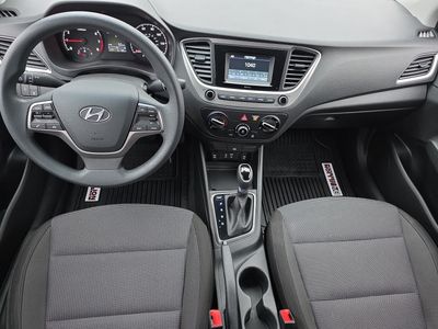 2018 Hyundai Accent - Photo 10