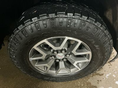 2022 GMC Canyon — photo 9 view