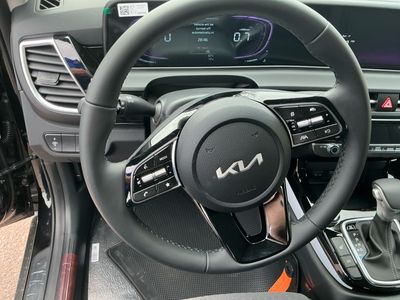 2025 Kia Seltos - Photo 15