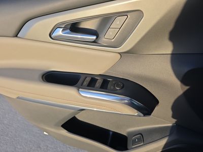 2026 Chevrolet Traverse — photo 10 view