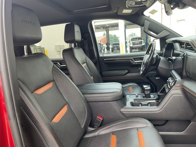 2023 GMC Sierra 1500 — photo 13 view
