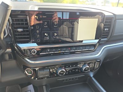 2026 GMC Sierra 2500HD — photo 8 view