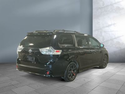 2019 Toyota Sienna — rear three-quarter view