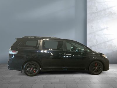 2019 Toyota Sienna — engine compartment view