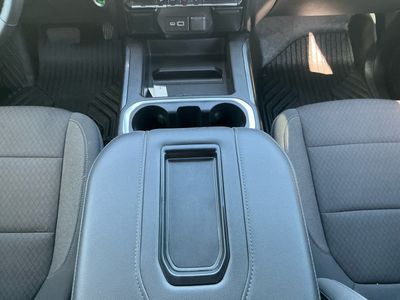 2022 Chevrolet Silverado 1500 LTD — photo 13 view