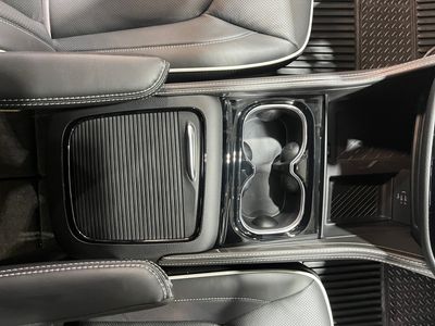 2026 Chrysler Pacifica — photo 15 view
