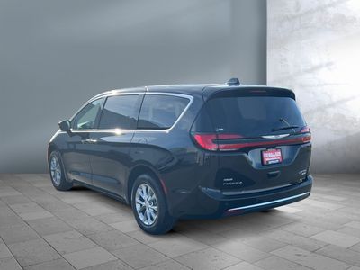 2026 Chrysler Pacifica — detail view