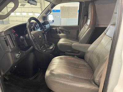 2023 Chevrolet Express Cargo Van - Photo 11