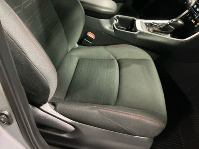 2024 Toyota RAV4 Prime — photo 12 view
