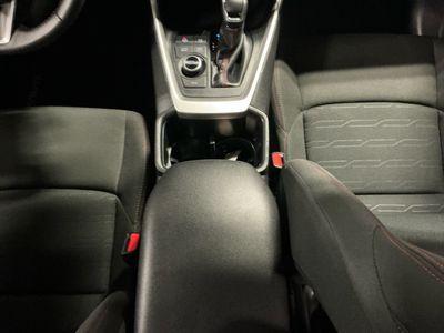 2024 Toyota RAV4 Prime — photo 15 view