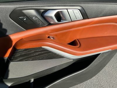 2022 BMW X7 — photo 15 view