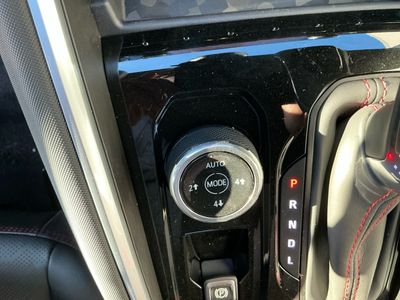 2026 Chevrolet Colorado — photo 13 view