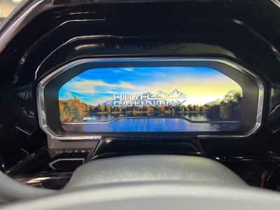 2023 Chevrolet Silverado 1500 — photo 13 view