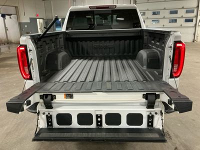 2022 GMC Sierra 1500 — photo 8 view