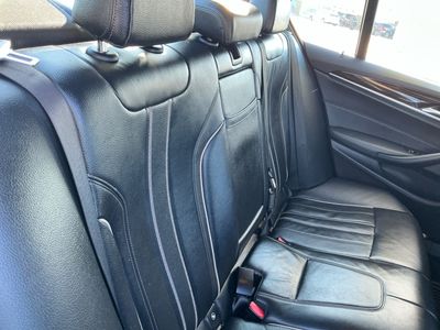 2019 BMW 5 Series — engine compartment view