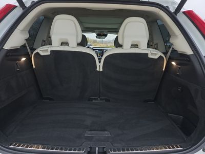 2020 Volvo XC90 — photo 12 view