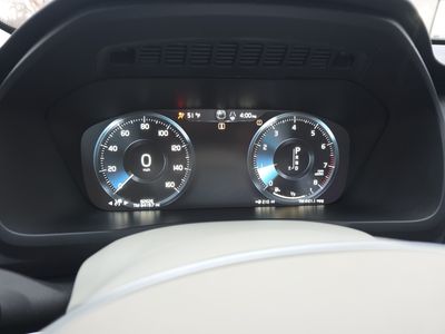 2020 Volvo XC90 — photo 15 view