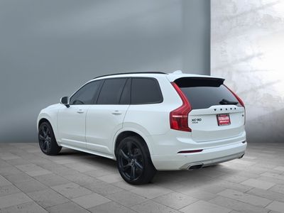 2020 Volvo XC90 — interior view