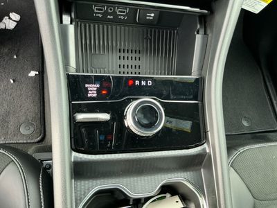 2026 Jeep Grand Cherokee — photo 10 view