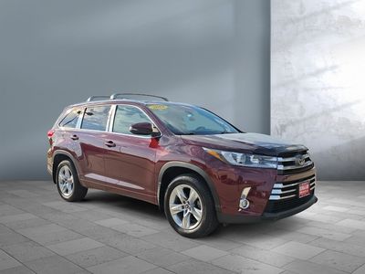 2019 Toyota Highlander - Photo 1