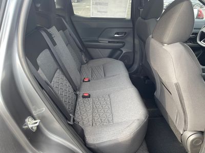 2026 Nissan Kicks — photo 9 view