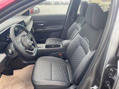 2026 Nissan Kicks — photo 10 view