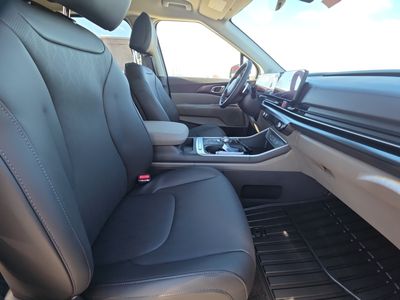 2026 Kia Carnival Hybrid — photo 10 view