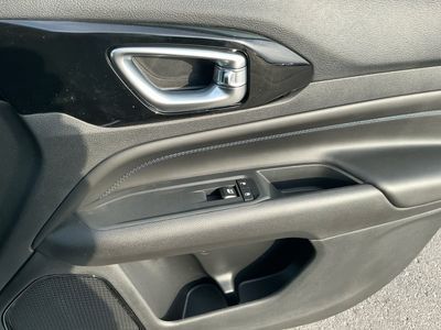 2026 Jeep Compass - Photo 4