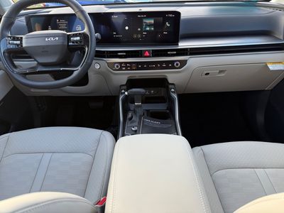 2026 Kia Sorento — photo 12 view
