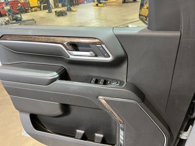 2024 GMC Sierra 1500 — photo 9 view
