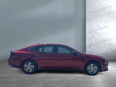 2025 Hyundai Sonata - Photo 6