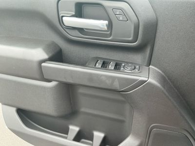 2025 GMC Sierra 2500HD — photo 11 view