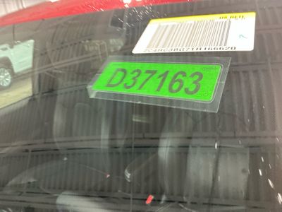 2026 Chrysler Pacifica — photo 11 view