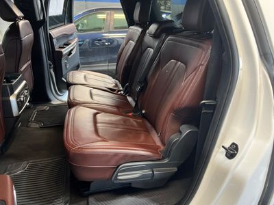 2024 Ford Expedition Max — photo 10 view