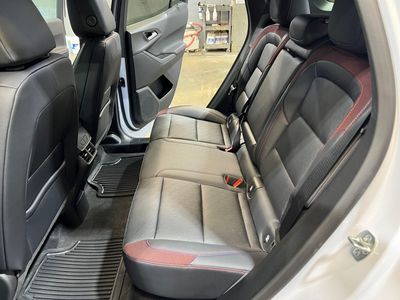 2026 Chevrolet Equinox — photo 12 view