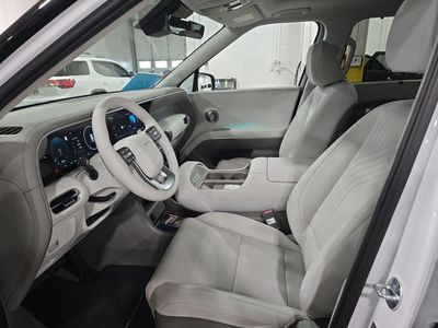 2026 Hyundai Palisade Hybrid — photo 13 view