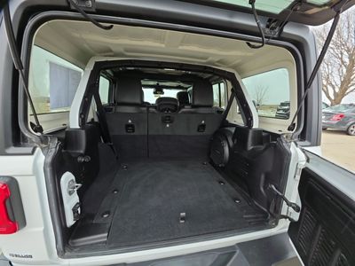 2020 Jeep Wrangler Unlimited — photo 11 view