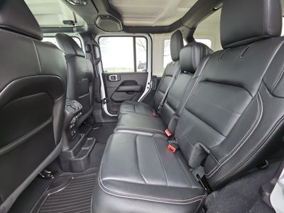 2020 Jeep Wrangler Unlimited — photo 9 view