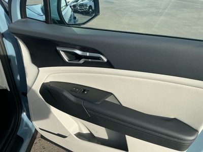 2026 Kia Sportage Hybrid — photo 12 view