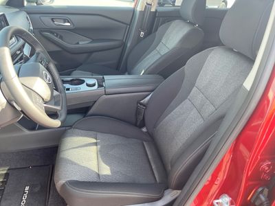 2026 Nissan Rogue — photo 14 view