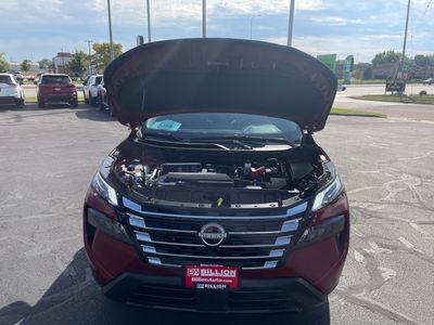 2026 Nissan Rogue — photo 8 view