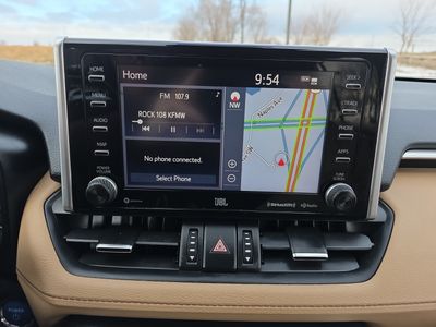 2020 Toyota RAV4 — photo 10 view
