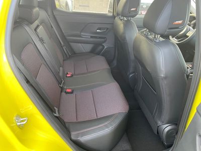 2026 Nissan Kicks - Photo 9