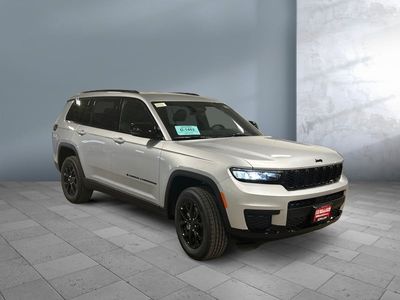 2025 Jeep Grand Cherokee L - Photo 2