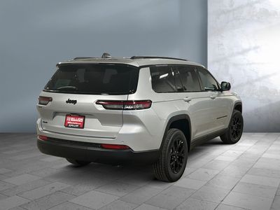 2025 Jeep Grand Cherokee L - Photo 4