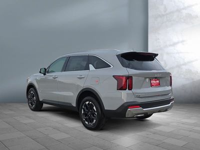 2026 Kia Sorento - Photo 3