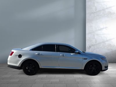 2019 Ford Taurus - Photo 4